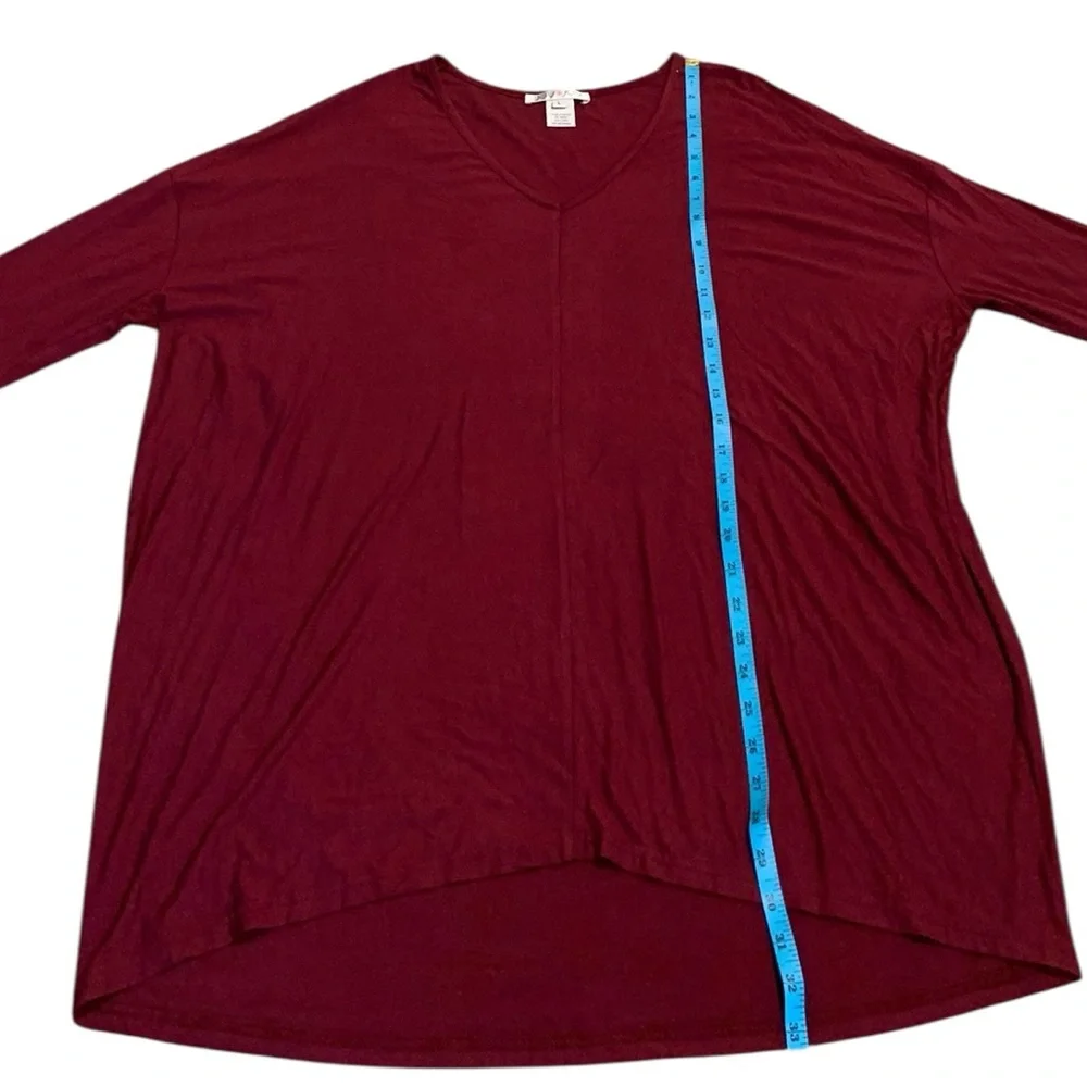 JOY JOY red top with cropped sleeves